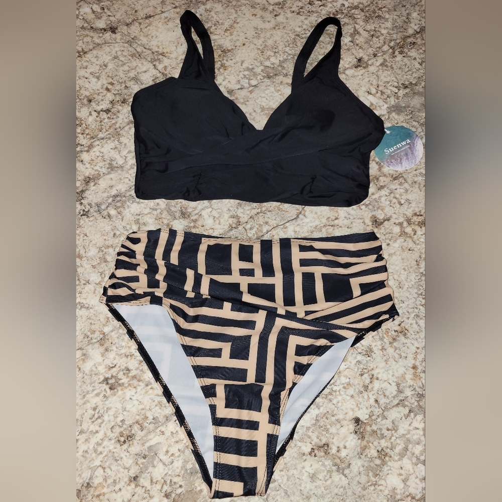 Bikini Set NWT Size Medium ❤️❤️